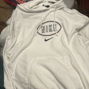 women’s nike sweatshirt